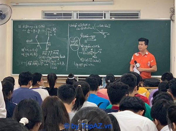 Top 10 trung tâm luyện thi đại học uy tín tại Hà Nội