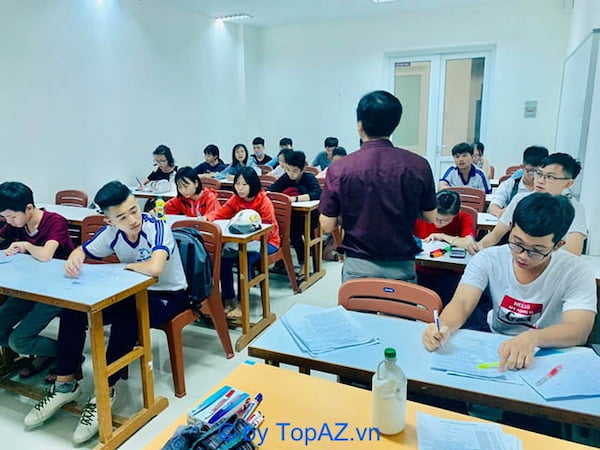Top 10 trung tâm luyện thi đại học uy tín tại Hà Nội